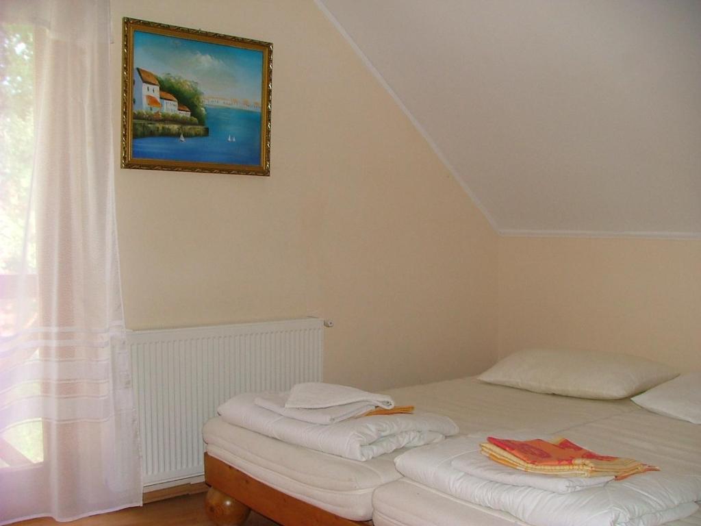 Szarvas Panzio Hotel Erdőbénye Habitación foto
