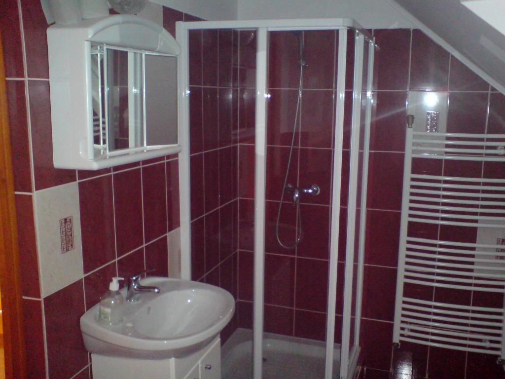 Szarvas Panzio Hotel Erdőbénye Habitación foto